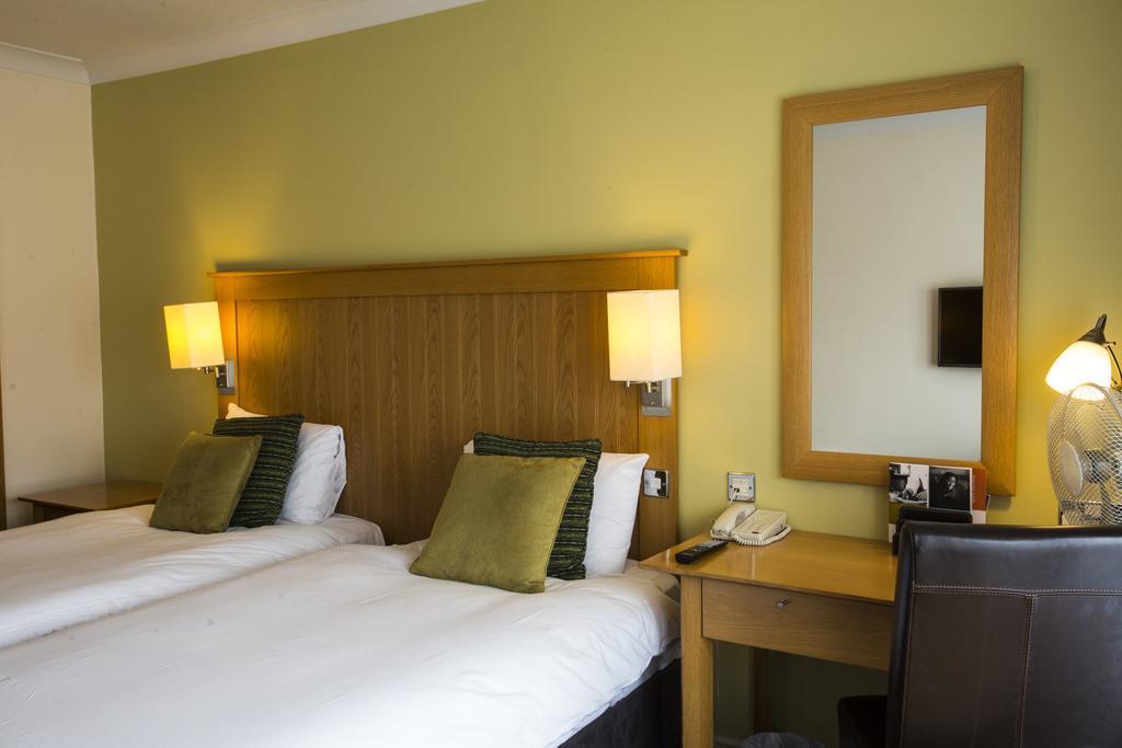 Walton Hall Hotel & Spa By Sunday Wellesbourne Exterior photo